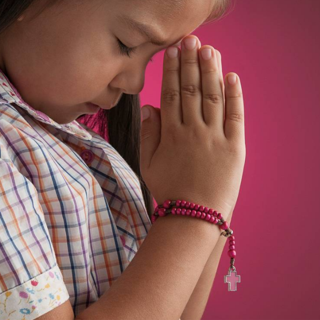 Pulseira Terço Infantil Rosa com Cruz