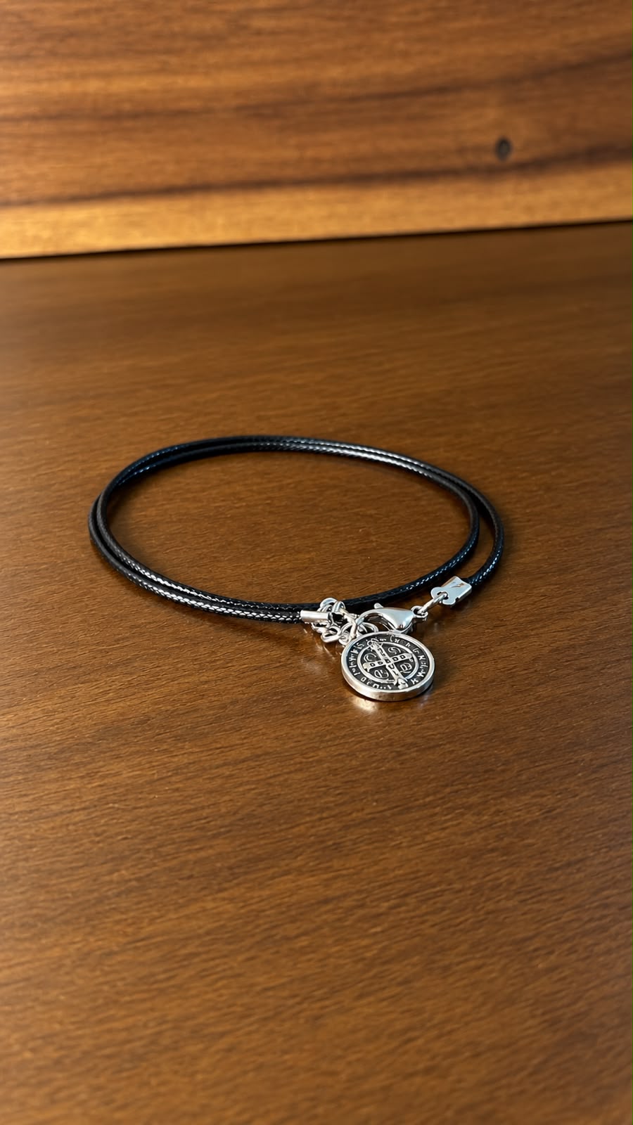 PULSEIRA SÃO BENTO NO CORDÃO - PRATA VELHA
