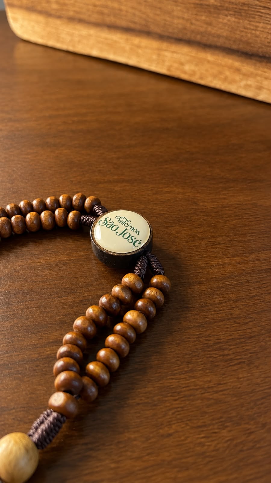 Pulseira Terço de Madeira de São José