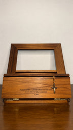 PORTA BIBLIA DE MADEIRA - COM GAVETA - TUA PALAVRA É LAMPADA