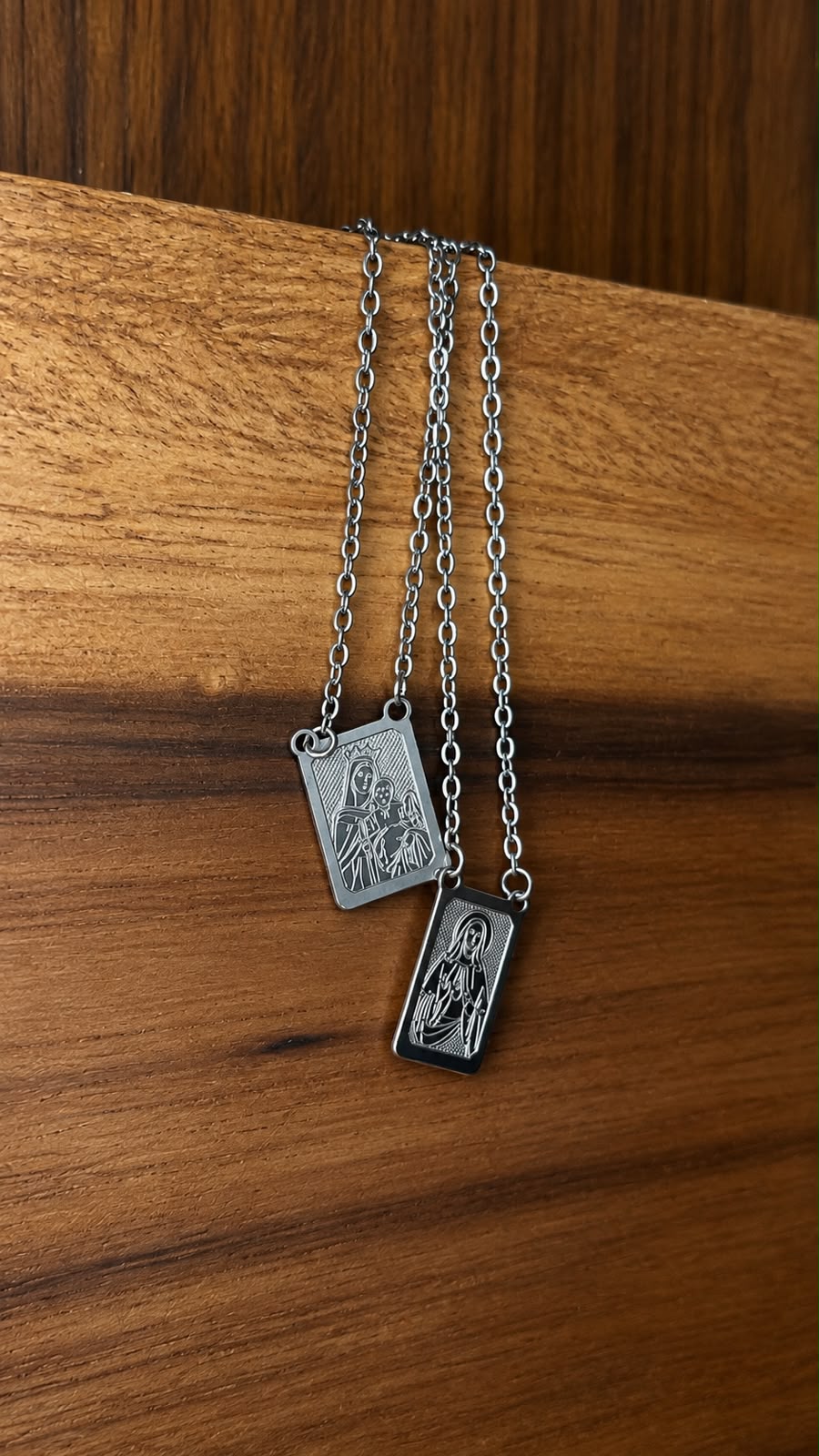 ESCAPULARIO NOSSA SENHORA DO CARMO - AÇO INOX COM CAIXA ACRILICA